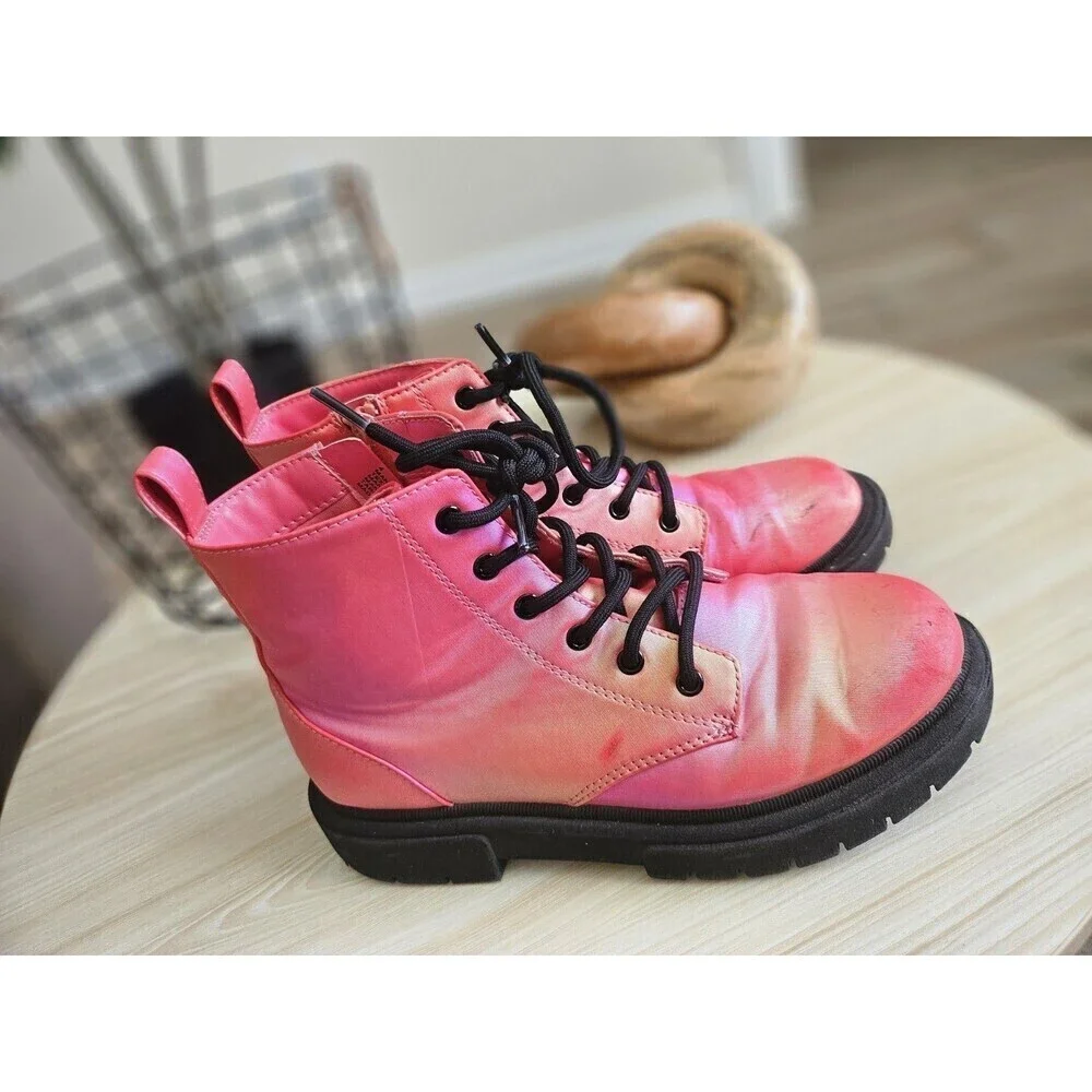Art Class Boots Youth Size 4 Combat Lace Up Chunky Sole Shoes Girls Iridescen.